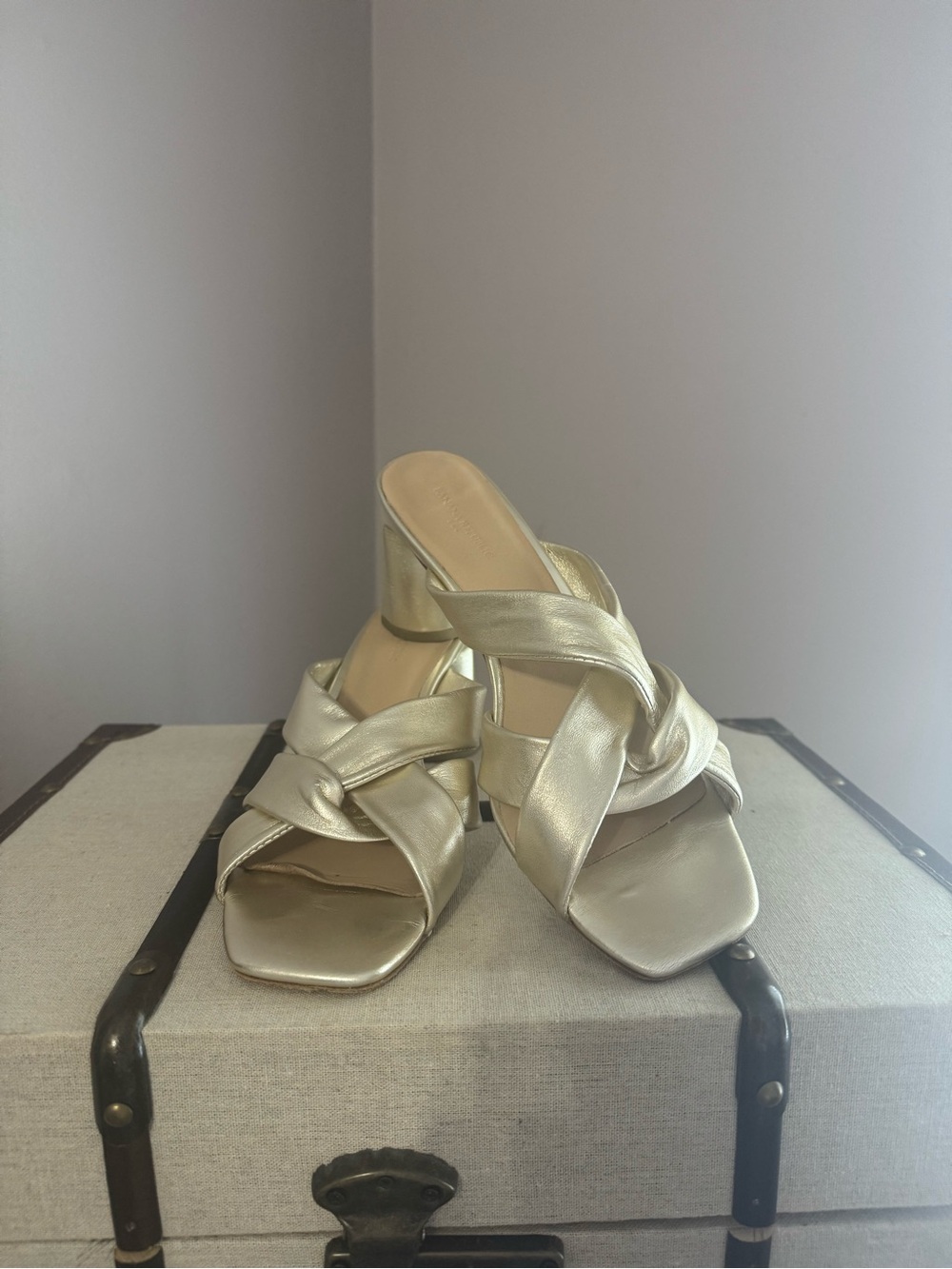 Banana Republic Factory Metallic Gold Knot-Front Mule Heels
